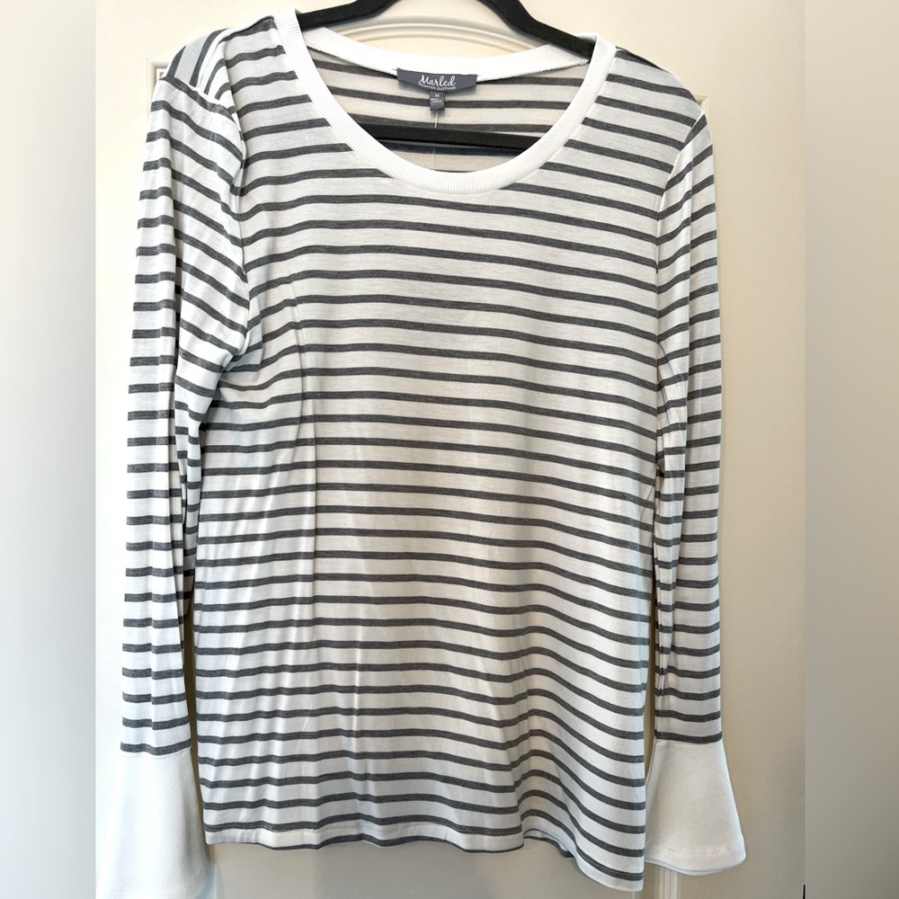 Ladies tunic new with tags!